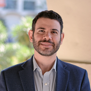 Headshot of Andrew Aziz